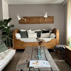  Bed & Breakfast Les De Pauline Avec Et Climatisation Parking Moto France