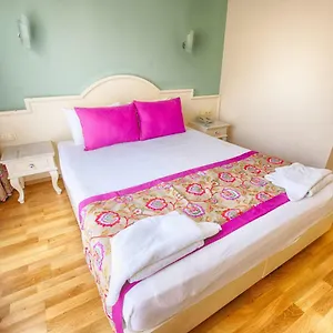 Hotel S3 Orange Ölüdeniz