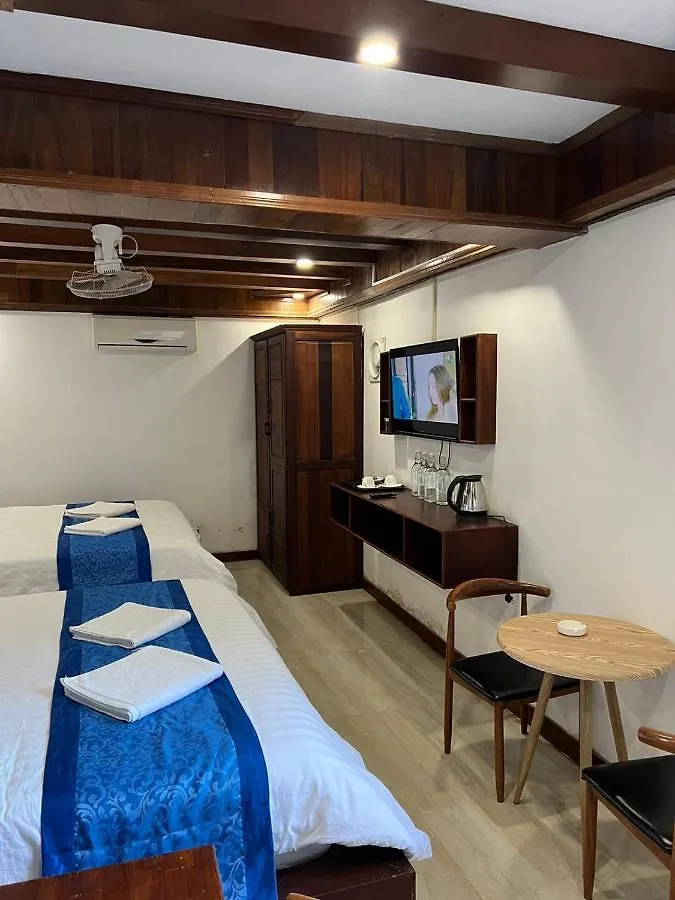 Namkhan Riverside Luang Prabang 3*,