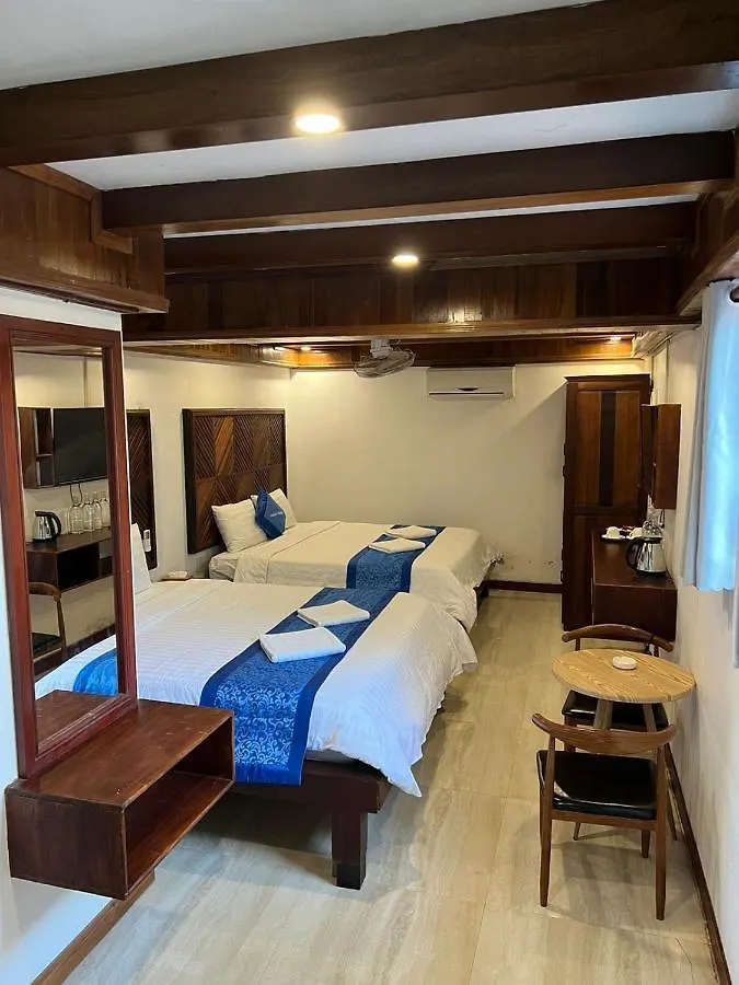 Namkhan Riverside Luang Prabang 3*,  Laos