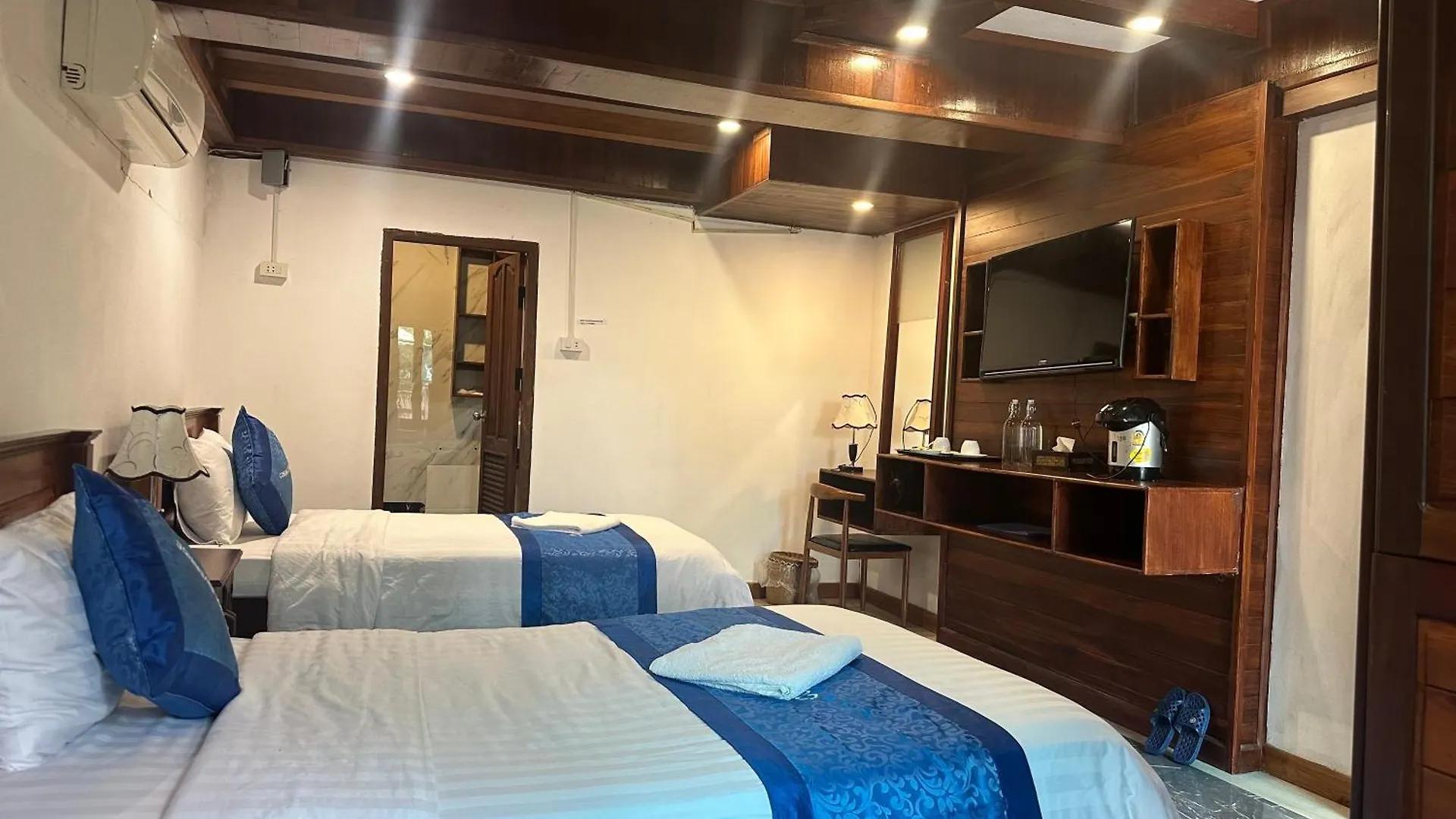 Hotel Namkhan Riverside Luang Prabang